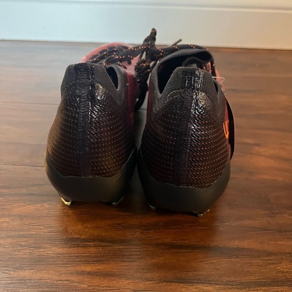 NWT Men\'s PUMA Ultra 2.4 Red and Orange Soccer Shoes-Size 10.5